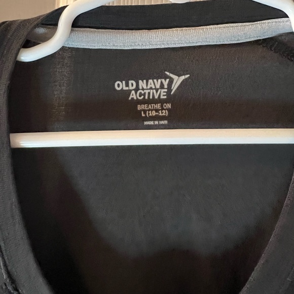 Old Navy Boys Activewear Gray Long Sleeve Shirts 10/12 - Picture 3 of 9